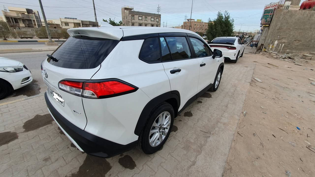 كورولا كروس ٢٠٢٤ للبيع
السيارة مكفولة من كل شي ، محركها ٢٠٠٠ هايبرد ، زيت محرك فقط امزويل ماشية ٢٢ الف 

..

..

المواصفات المعروفة ، رادار امامي كروس تثبيت سرعة قيادة ذاتية ،مانع تصادم ، اشاير بالمري ، سايد بريك كهربائي و اوتو هولد ، ابل كار بلي ، قطعتين تبريد 

للاستفسار ***********
