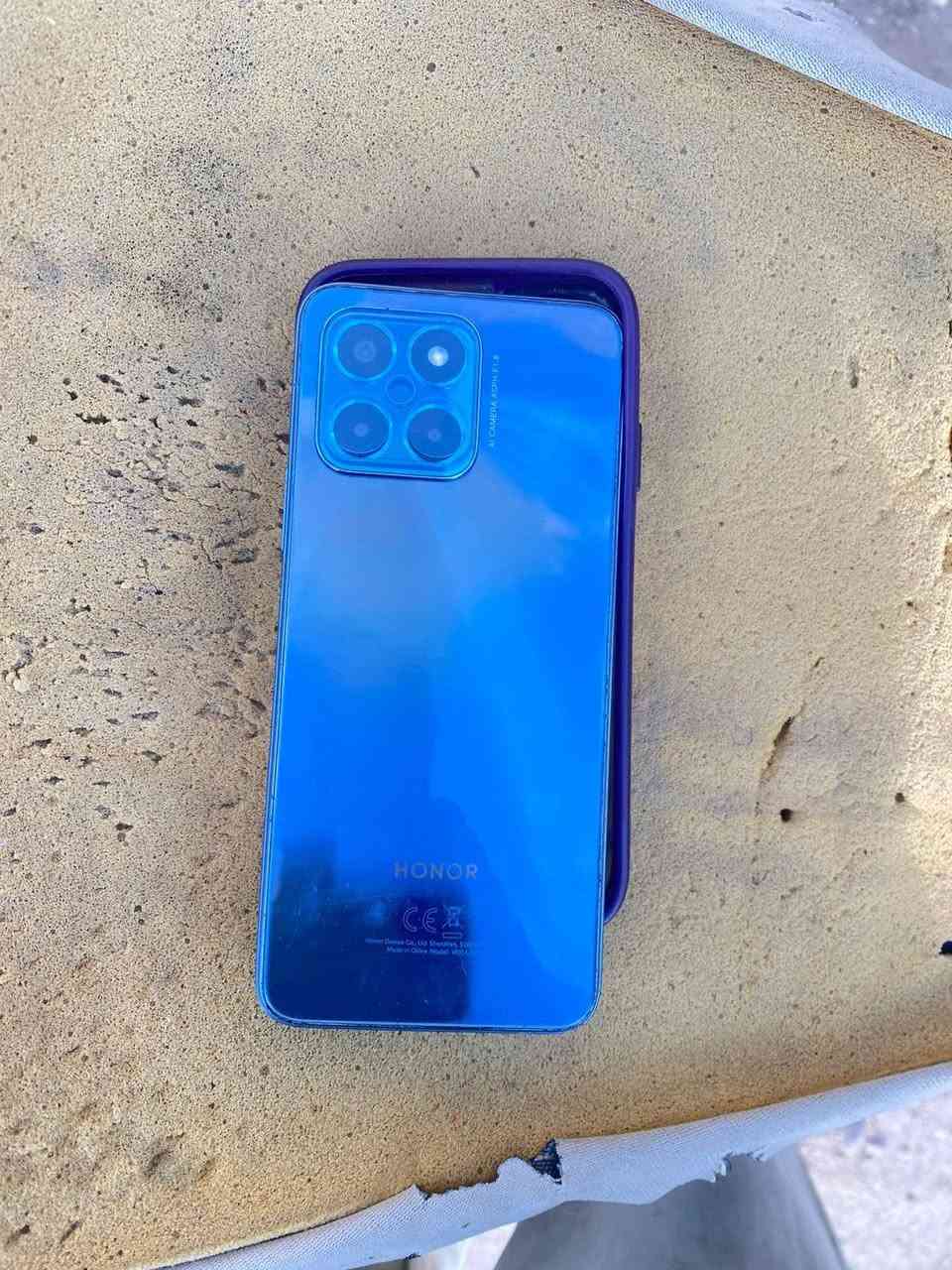 سلام عليكم عندي موبايلات 2 للبيع
الاول ايفون 8 بلاص ما مفتوح و ما بدل بي اي شي سعره 125
2: هونر7 با 75 هاتف نضيف استعمال قليل فقط شخوط بسيطه با شاشه مثل ما موضح بل صوره
للستفسار رقمي 7768655580 عنوان بغداد
