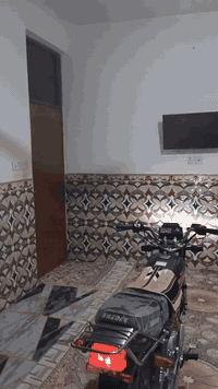 دراجه للبيع موديل 25 السعر واحد وميه07849757569