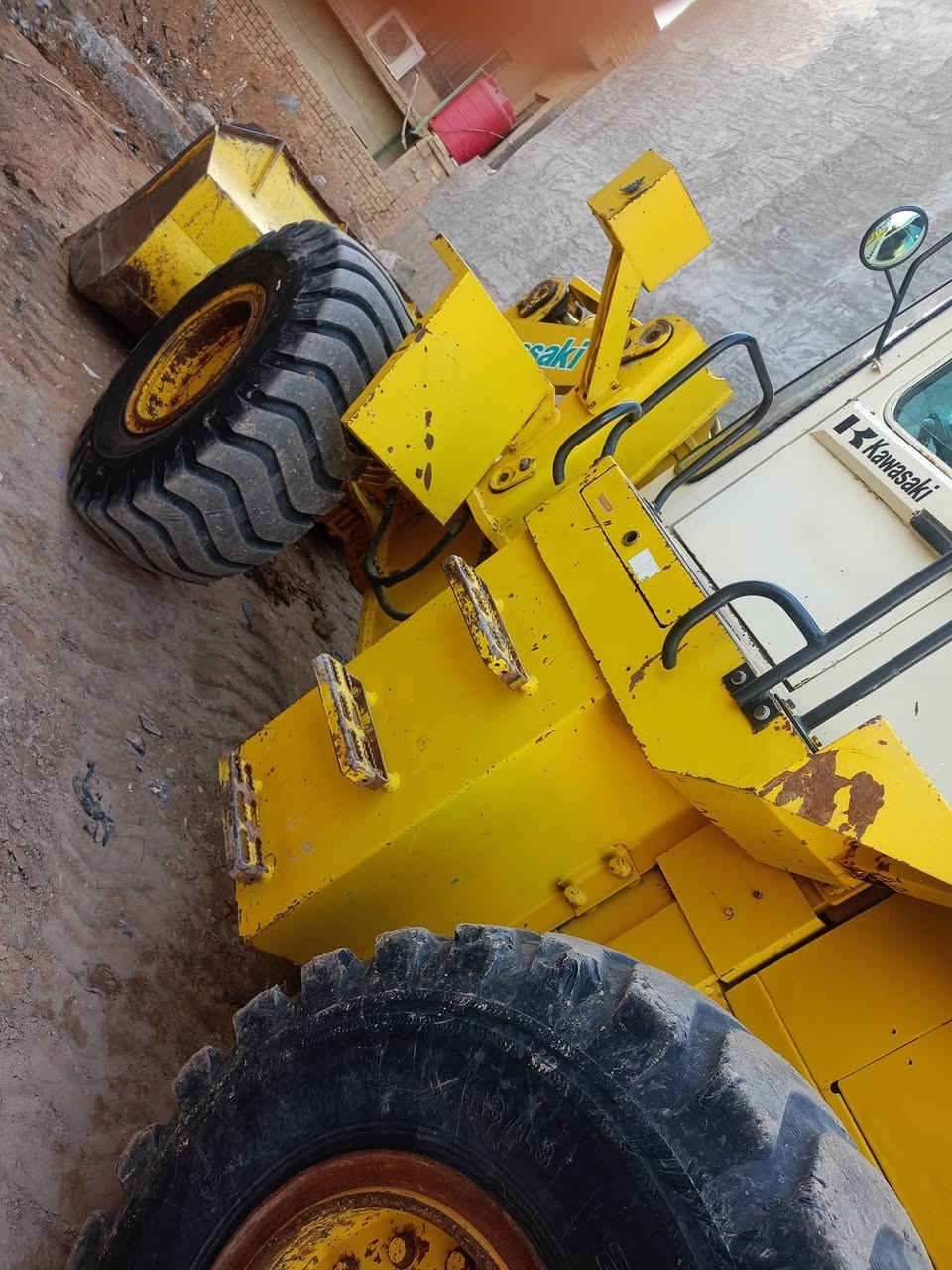 السلام عليكم شفل 80 زد 3 ماكينه جاهزه للعمل للبيع ***********
