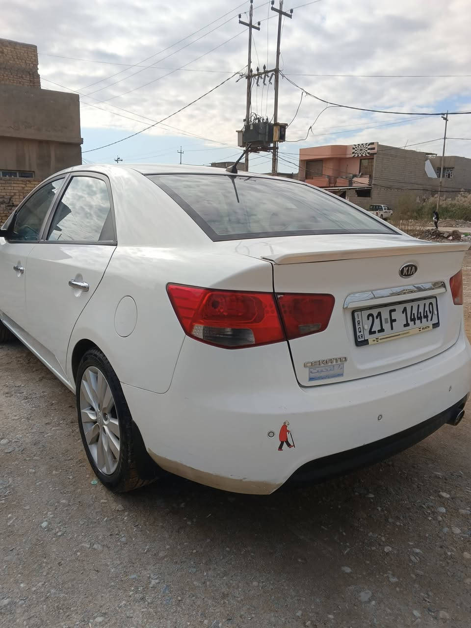كيا سيراتو مديل13رقم سليمانية مميز حلوة تحويل ثاني يوم  وجاهزة من النقوصات كير مكينة صدر كلة مضبوط فول مواصفات عدة البصمة الفتحة شفتات ستيرن ستة كير رياضي  اي بيس حساس خلفي دسك امامي خلفي السعر96ومجال مكاني بعقوبة
***********
