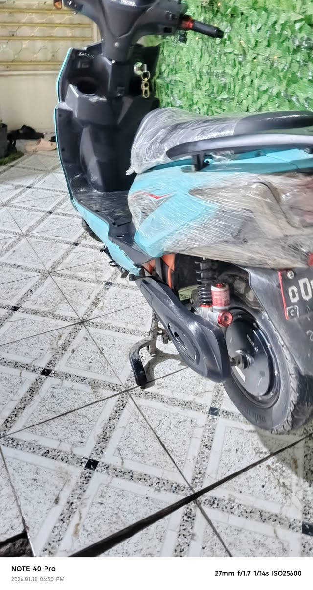 دراجه شحن للبيع
بطاريات ليثيوم 6

شحن يطول 6ساعات

ايوشل 4ساعات او توكف 

دراجه نضيفه بشكل

للبيع السعر 850او بيها مجال انشالله 

اتصال  ***********
