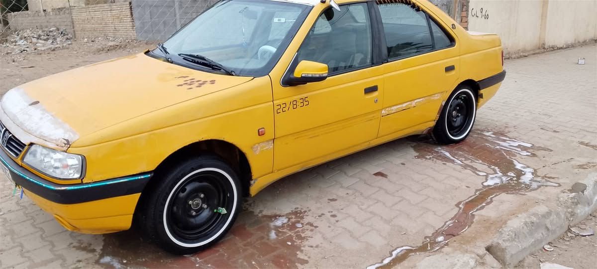 سلام عليكم بيجو لميس موديل 13رقم بغداد ألماني سياره كله جديد من كير من مكينه تخم تاير جديد مكان واسط الصويرا للاستفسار ***********
