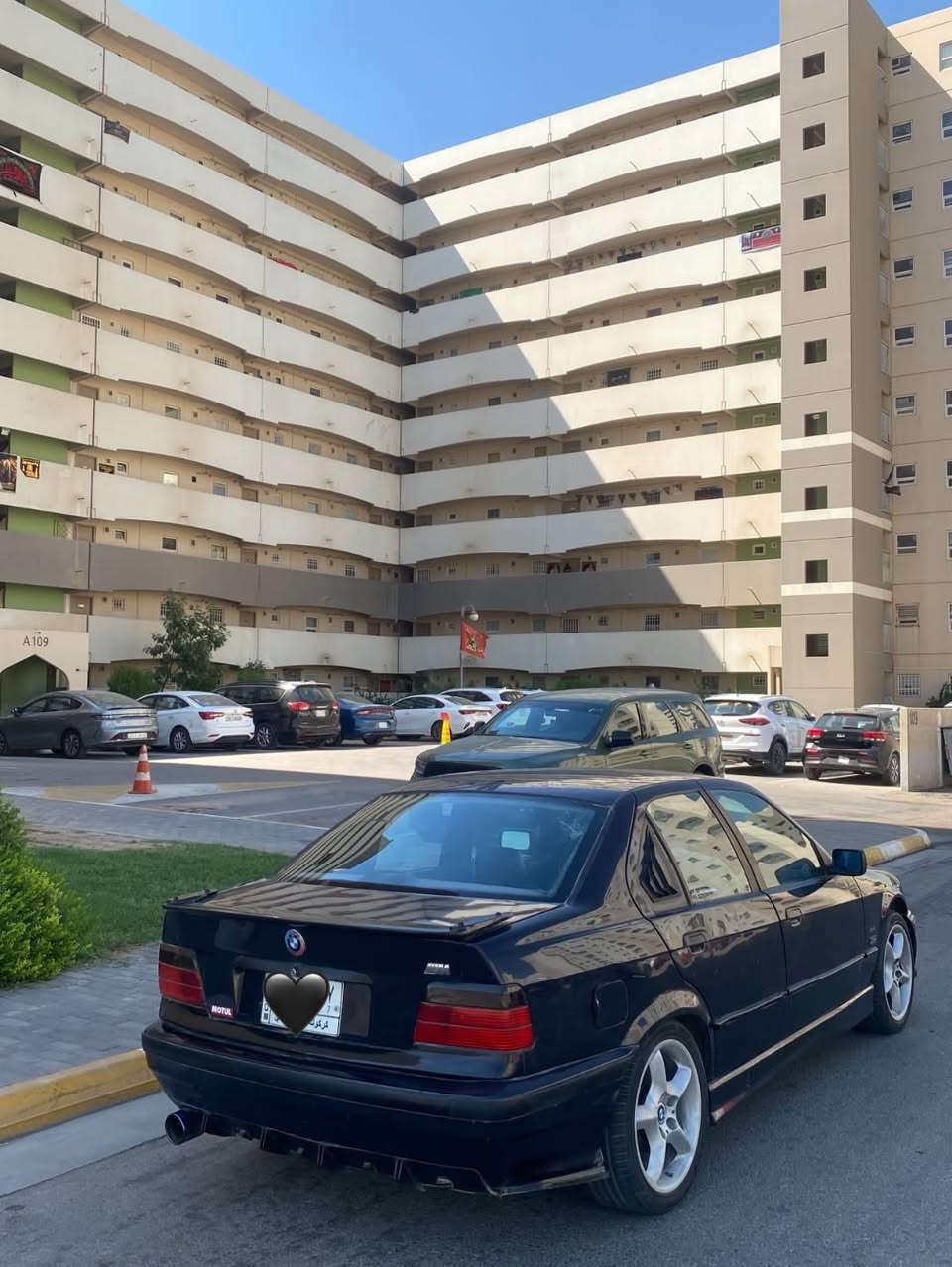 السلام عليكم
BMW E36 1993
مكينة 528 مال صقر 2001 كير عادي سيارة مكينة وكير جدد وين متريد اطلع بيها 
الحماوة بالصيف ما تعبر الربع نهائياً 
السيارة وارد أوربي بدون تبريد
دواخل جلد داخلها حيل نظيف 
دوسات M
ويل x5
السيارة بيه ضربة بالصندوك ومصلحة 
رقم كركوك تحويل ثاني يوم سنوية 2027
السيارة حلوة ومرتبة 
السعر 35 ورقة 
مكاني بغداد
اخوان رجاءً مااجاوب خاص إذا شراي اتصل عل واتساب بخدمتك وتشلع عيوني 
***********
