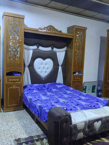 غرفة نوم اخشاب ملحق

5 ابواب
زاوية
امراية
كما موضح بالصورة

السعر
مليون وثلاثمية الف د.ع
1,300,000
وبي مجال 

للتواصل

اسيا
***********

الكورك

***********

العنوان الموصل الجانب الايمن حي الرسالة
قرب جامع المدينة المنورة

#مكلف_بالنشر موصل
