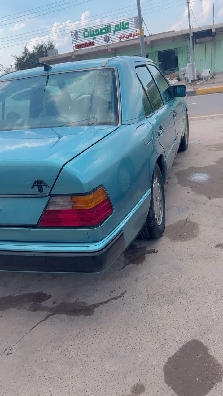 سلام عليكم للبيع مارسدس مديل 90 رقم صلاح الدين تحويل من الصبح السياره جاهزه مكينه وكير بطه مكينه وكير وصدر وتايرات جديده السياره كلش حلوه مشروع وطني تحويل من الصبح  سعر50 وبيه مجال مكانه صلاح الدين بلد للستفسار لاتصال على الرقم ***********
