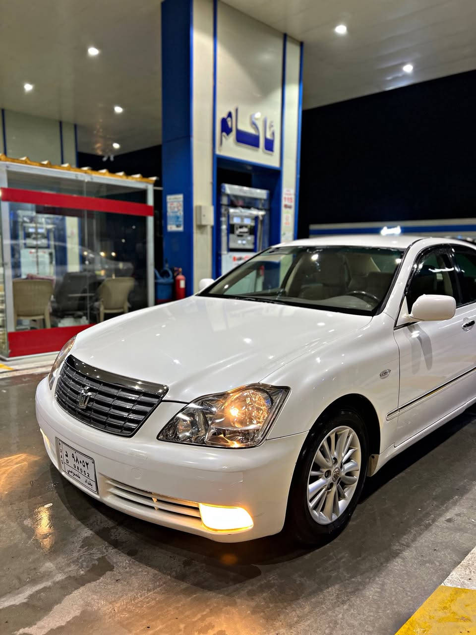 بەس فرۆشتن شاهینە بڕاوە ماشالله لە ماڵی هەمو لایەکcrown2006  مەکینە بچوک گێر گەورە مەکینەو گێر بەشەرت ٦٧ هەزار رۆشتوە بەسمە رەساسی دو دوگمە کامل جایز کراوە جام هەڵگیراوە گەرمی بەستراوە حەمامو پۆڵیش کراوە بئ دەحمو لئدراوە شاشەو کامیرە ئاوێنە شەفتو هیتەر چوار تەیەی ویلی خاوێن بەس شوێن بڕاوەکەی بۆیاخە سحری «$٥٠» کەم مەجال موشتەری نی تێل مەکە لەگەڵ ڕئزم  سارەکە بەحام جوانە 
شوێن / ژاراوە /قەڵادزێ/***********
