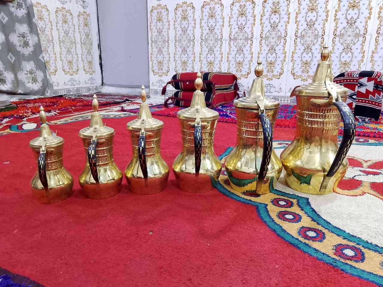 سيت للبيع نحاس صنع سوري قياس 45/41/37/33/31/28 للستفسار اتصال *********** يوجد توصيل
