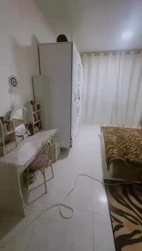 غرفة نوم كانتري • ٧ قطع • بيها مجال