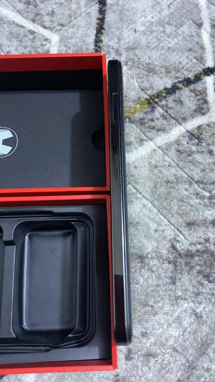 السلام عليكم
جهاز بوكو للبيع 
التفاصيل:
الشاشة غير مستبدلة ومكفولة من الشخط والكسر 
جهاز يلمع كلشي شغال بي دبل سيمكارت شغالات
كامرة شغالة سماعة شغالة ازرار كلشي ماناقصة وتجي ويا شاحنة 
ماصار هواي من مشتري جهاز على حالة من الشركة بس فطرين بي بس مو بالشاشة ب اللزكة 
شحن تايبسي (منفذ عريض)
سماعتين من الاسفل
فلاش شغال 
ومكفول كفالة عامة من اي شخط 
جهاز كلش نضيف وماتحصل منه
السعر150وبي مجال مكاني حي الحر مقابيل جامع مد الله قرب مجمع ريحانة التواصل خاص


**إذا كنت صاحب هذا الإعلان وتريد حذفه لأي سبب، رجاءا أرسل رسالة إلى الدعم الفني**