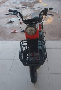 لبيع` دراجة شحن 125000 باسكل 100000 07901855717.واتساب