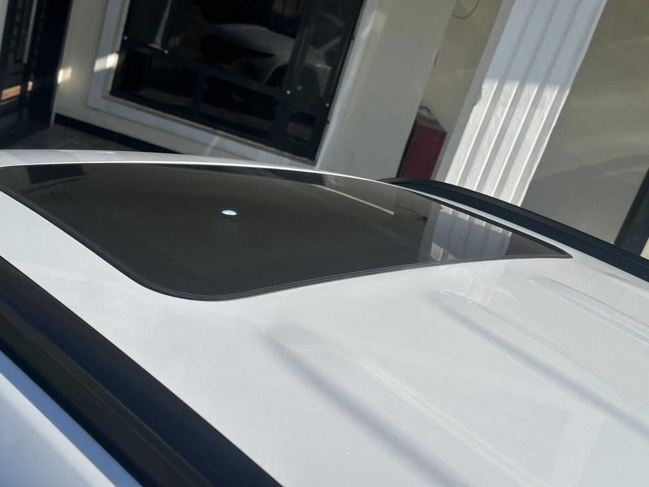 توسان 22
السيارة فول فول  1/1 مواصفات 

1.رادارات أمامية+خلفية

2.حساسات أمامية+خلفية

3. بصمه تشغيل +ابواب+صندوق

4.اشاير بل مري +مري كهرباء 

5.عدسات زينون ليد LUD

6.جنطة كهرباء 

7.تشغيل عن بعد

8.ويل 19كروم

9.كشنات جلد لون اسود

10.تدفئة المقاعد الخلفية 

11.تدفئة +تبريد المقاعد الأمامية

12.خزن ميموري

13.كشن السائق+والصدر كهرباء

.سماعات الشركة العالمية BOOS14.

16.مانع انزلاق 

18.تحديد مسار

22.اربع مودات قيادة 

23.شاشة عدادات كهرباء +تغير شاشة العدادات حسب مود القيادة 

24.السيارة بصمة

25.سايد بريك بصمة

26.أوتو هولد

28.نضام LOCK 

29.نضام نزول المنحدرات

30.شاشة حجم چبير

31.شحن لاسلكي 

32. منظومة تحكم التبريد بل كامل لمس

الضرر . موضح بل منشور باب الصندوق 

السعر ١٨٥

مكان السياره بغداد ***********
