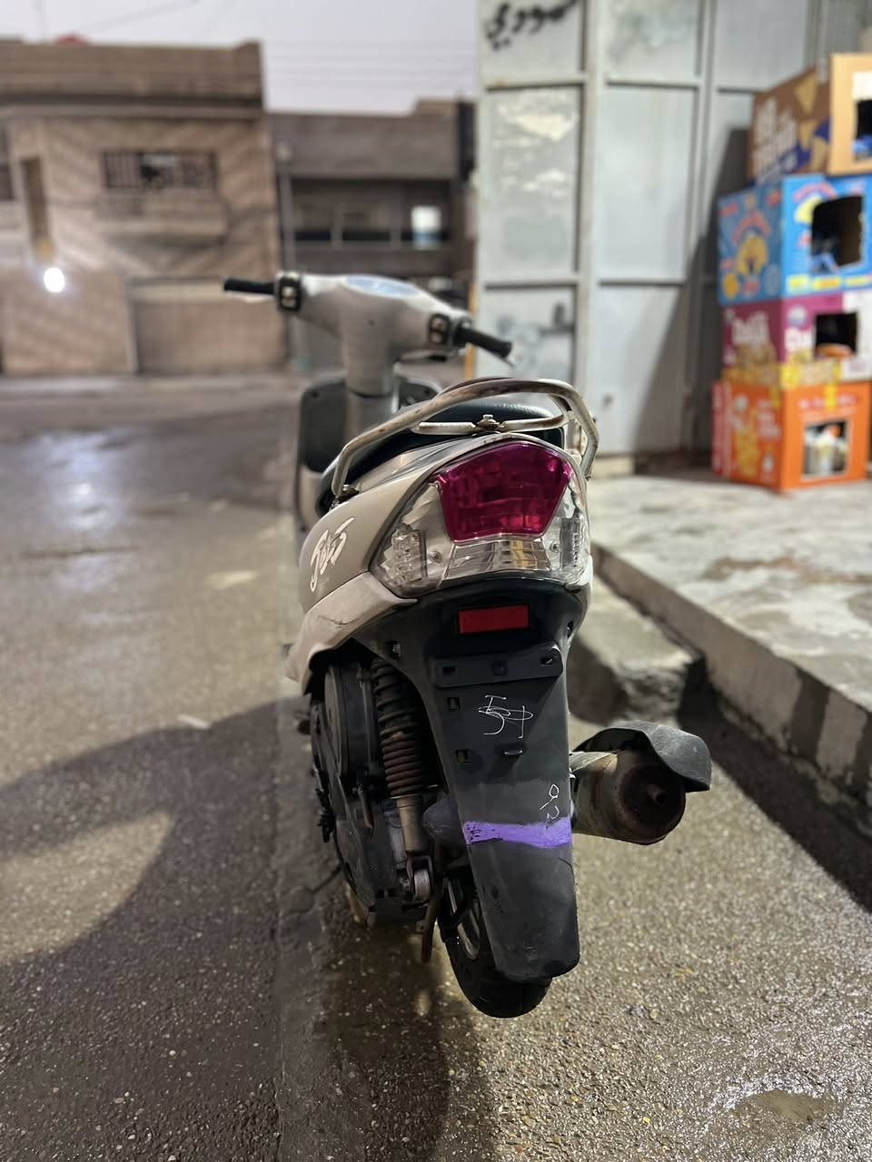 سلام عليكم
ماكس منغولي مال رمبه 
دراجه برغي ما مفتوح بيه
سعر 900 
المكان الامين الثانيه


**إذا كنت صاحب هذا الإعلان وتريد حذفه لأي سبب، رجاءا أرسل رسالة إلى الدعم الفني**