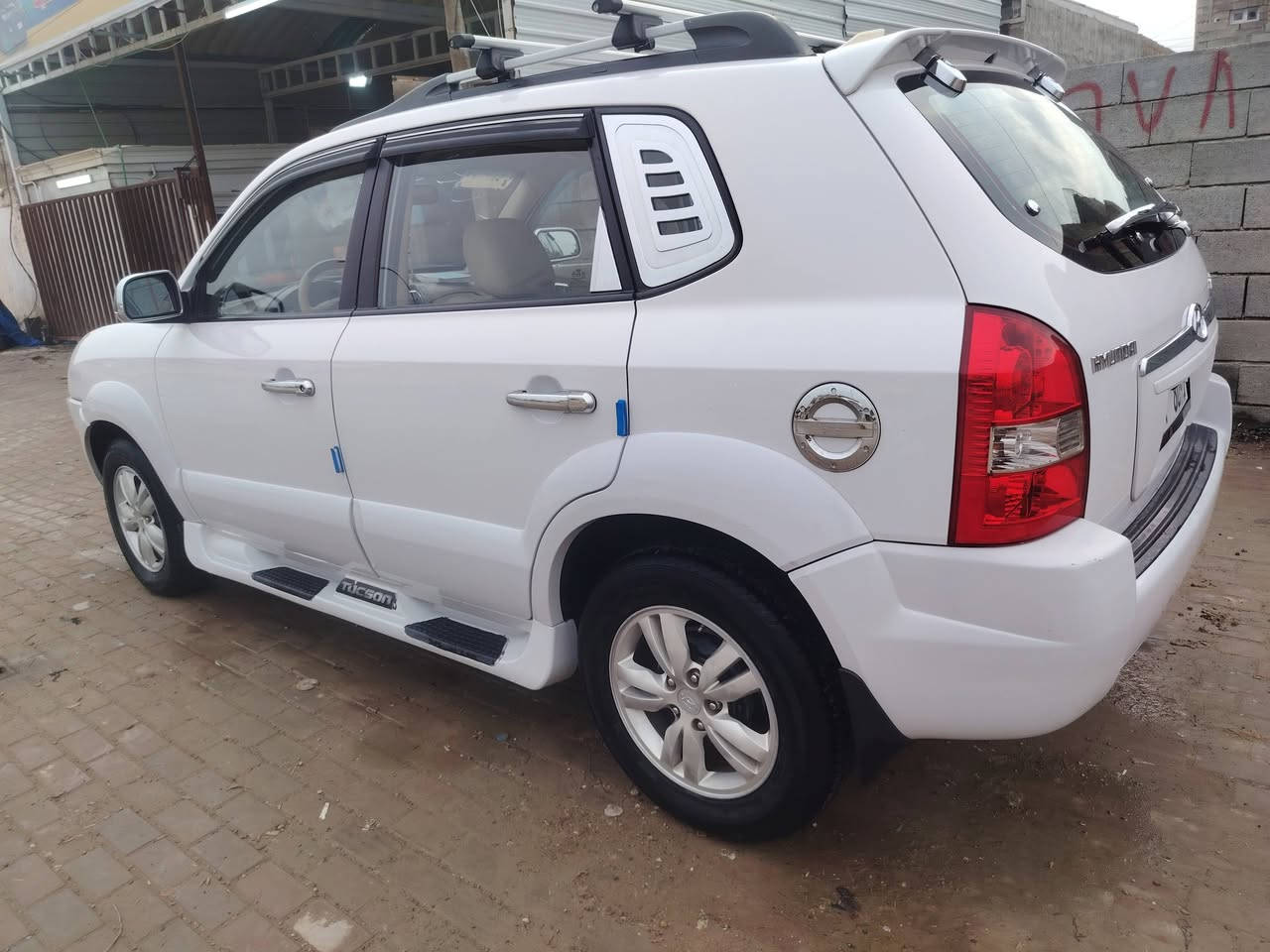 توسان 2009 مكفولة كفالة عامة رقم انكليزي سنوية
2030 نافذة تحويل مباشر
السعر 125 وبيها مجال بسيط
للإستفسار *********** إتصال وتساب
مكان السيارة سامراء
