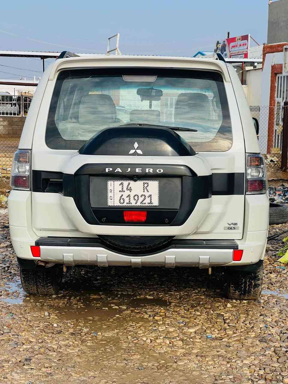 السلام عليكم
باجيروا 2016 
رقم بصرة مشروع وطني
محرك 3.5
 لون ابيض صدفي
السعر 165 
***********
