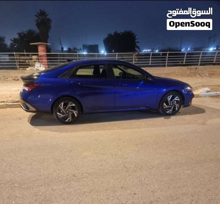 انترا هايبرد 2025 وارد امريكي  فول عدا الفتحه ضربتها فقط قبق جنطه بدون اي ارباك او ضرر داخلي ، ماشيه 9 الف فقط ، السيارة زيرو تعتبر ، رقم بغداد  ، السعر 148 ورقة 
***********
