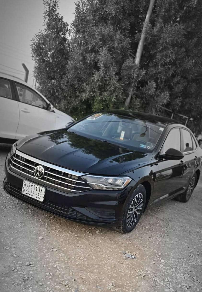 السلام عليكم
فولكس واكن جيتا 2019 رقم بغداد انكليزي بأسمي حادثه بالصور ماشيه ١٨٩ مكينه ١٤٠٠تيربو فول مواصفات بصمه تشغيل بنوراما تحكمات ستيرن شاشه حساسات كشنات جلد مكينه وكير وحداديه كفاله وتبريد ثلج  السعر ١٣٥ وبيه مجال 
مكاني الديوانيه قضاء عفك


**إذا كنت صاحب هذا الإعلان وتريد حذفه لأي سبب، رجاءا أرسل رسالة إلى الدعم الفني**