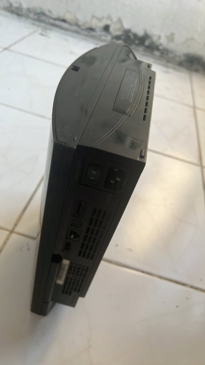 بلي 3 فات عاطل  عاطل ابيعه فحم فحم مع يده وحده بدون ملحقات سعره مع توصيل ٢٥ الف  نهايته للي يستفاد منه


**إذا كنت صاحب هذا الإعلان وتريد حذفه لأي سبب، رجاءا أرسل رسالة إلى الدعم الفني**