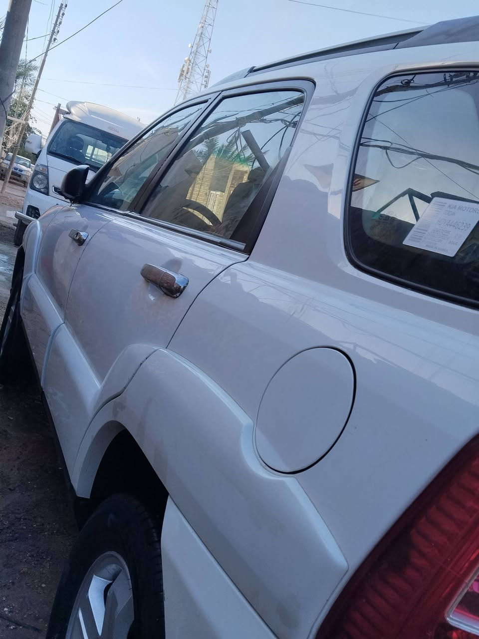 سبورتج 2009 وارد خليجي فتحه بلقماره 
شاشه +كامره خلفيه 
رقمها بغداد 
محرك 2000
سياره ب اسمي مشروع وطني 
*********** 
السعر ع خاص
