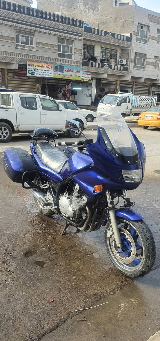 مساكم الله بالخير شلونهم الشباب أن شاء الله بخير وصحة وعافية. ياماها ديفرسون رقم انكليزي دراجة بوليسي اللغود و جامه طويلة جنط دروعة خلفية تجوة على السيباية
السعر 33 وبيها مجال.

***********
