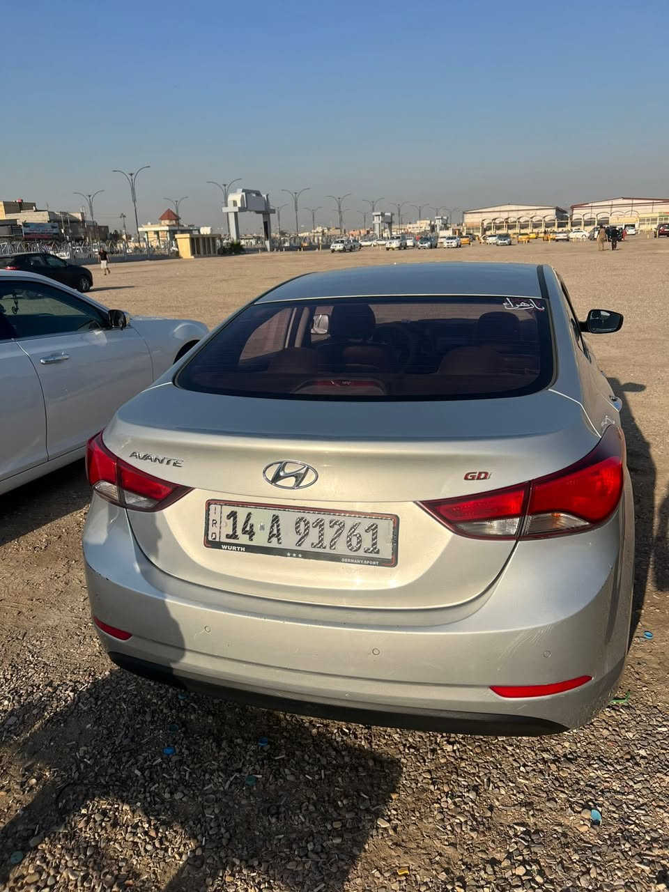 السلام عليكم 
افانتي وراد كوري 2016 
رقم بصرة ب اسمي  
السعر 118 و بيها مجال 
***********
