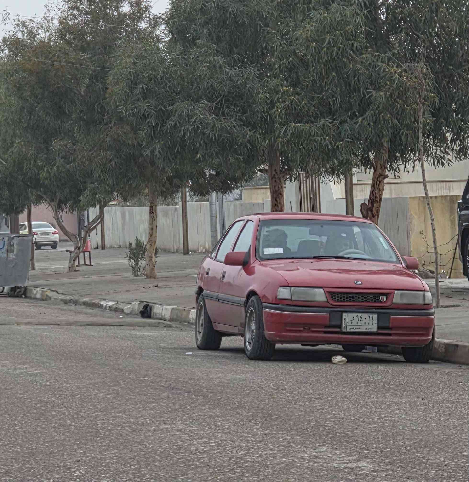 فكترا
حجم 20
موديل 93
مصبوغ عام جمالية 
سيارة بأسمي شرط الوكالة والتحويل 
سنوية لل 2029 
السعر 40

الرقم  ***********
