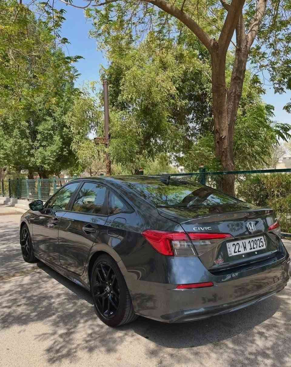 HONDA CIVIC SPORT
الموديل :2024

المحرك :2000 تنفس طبيعي

الارقام:اربيل باسمي 

العداد:22 الف 

الموصفات🔻

بصمه تشغيل -بصمه ابواب-تشغيل عن بعد-كاميرا خلفيه-تحديد مسار-مانع اصطدام-شفتات ستيرن-مود درايف nomrmal,sport,eco-اوتو ستوب-اوتو هولد-لد امامي وخلفي-لايت زنون-رادار امامي -مثبت سرعة-عداد دجتل-ويل كب رياضي  

الحادث مع السونار شامل فحص السياره عام🔻

(بنيد وجاملغ فقط ايرباك دركه)

للاستفسار: ***********

السعر :153وبيها مجال بسيط

