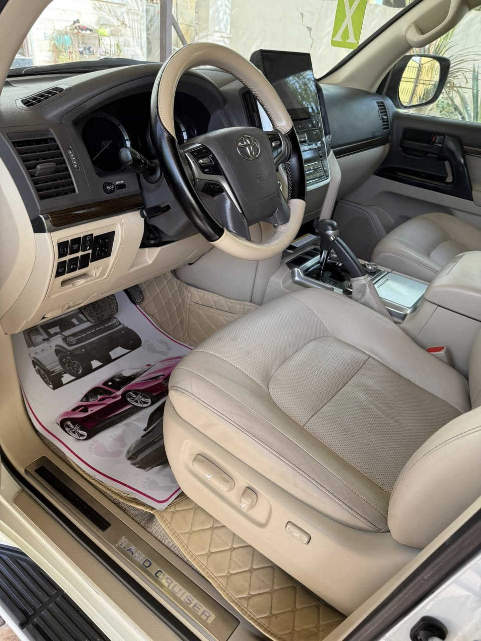 السلام عليكم
للبيع لاندكروز موديل 2019 ساز اصل  مكفول كفاله عامه  من صبغ وتبديل والفتح السياره جديدة بمعنى كلمة اللون ابيض صدفي رقم اربيل بسمي تريد تحويل تريد وكاله
محرك 4000
V6
فول موصفات 1/1
بصمه تشغيل 
5 بصمه أبواب لمس 
تشغيل عن بعد 
فتحه سلايت
كشنات ثنين كهرباء 
كشنات جلد 
8ايرباك 
زراكات 
مري شفط 
شاشات خلفيه
مطفايه حريق 
جنطه شفط 
عداد لكزز 
ثلاث قطع تبريد 
حساس امامي 
حساس خلفي  
وباقي موصفات الساز  معروفه 
ماشيه 67 ألف حقيقي 
سعر السياره 50500 يعني 5شدات 5  ورقه 
الاستفسار اتصل على الرقم

‭***********

مكان بابل
اني مكلف بالنشر
