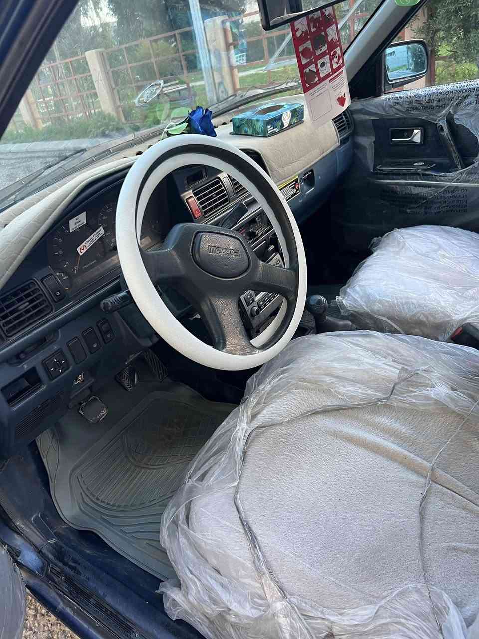 مازده للبيع سياره مكفوله كفاله لا معجون ولا ضربه رقم سليماينه جديد بسمي محرك كير شرط
صبغ جماليه تاير أربعه جديد باتري جديد سعر42وبيها مجال***********
