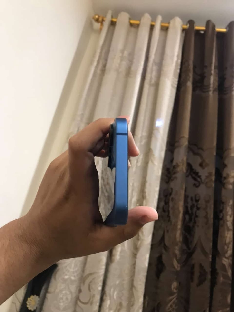 السلام عليكم ايفون 13 عادي
مكفول من كلشي ما مفتوح بطاريه 87 + حساب ببجي لفل السكنات 61 رايده مراوس شعندك نزل


**إذا كنت صاحب هذا الإعلان وتريد حذفه لأي سبب، رجاءا أرسل رسالة إلى الدعم الفني**