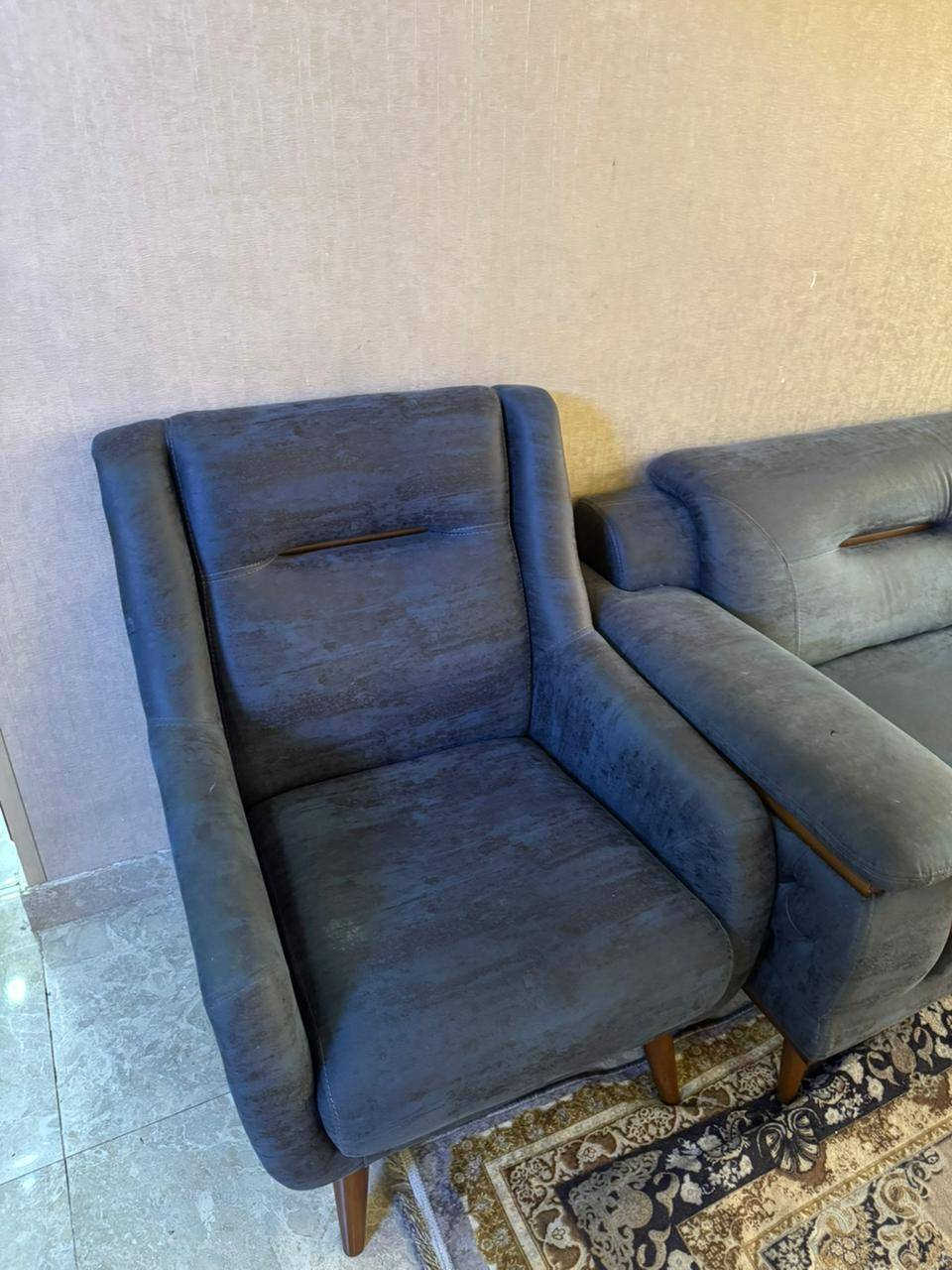 يمعودين عندي هذا التخم للبيع تركي خشب زان نظيف كلش ماخذته ب11ورقة واريده هسه بـ750الف تشترو لولا 

 لان تعبت من الناس تكسر بالحاجه لو حاجتكم تكسرون بيها ؟ عجيب  😭😂

 المهم مكاني حي الجهاد اللي يريده يجي ويشوفه


**إذا كنت صاحب هذا الإعلان وتريد حذفه لأي سبب، رجاءا أرسل رسالة إلى الدعم الفني**