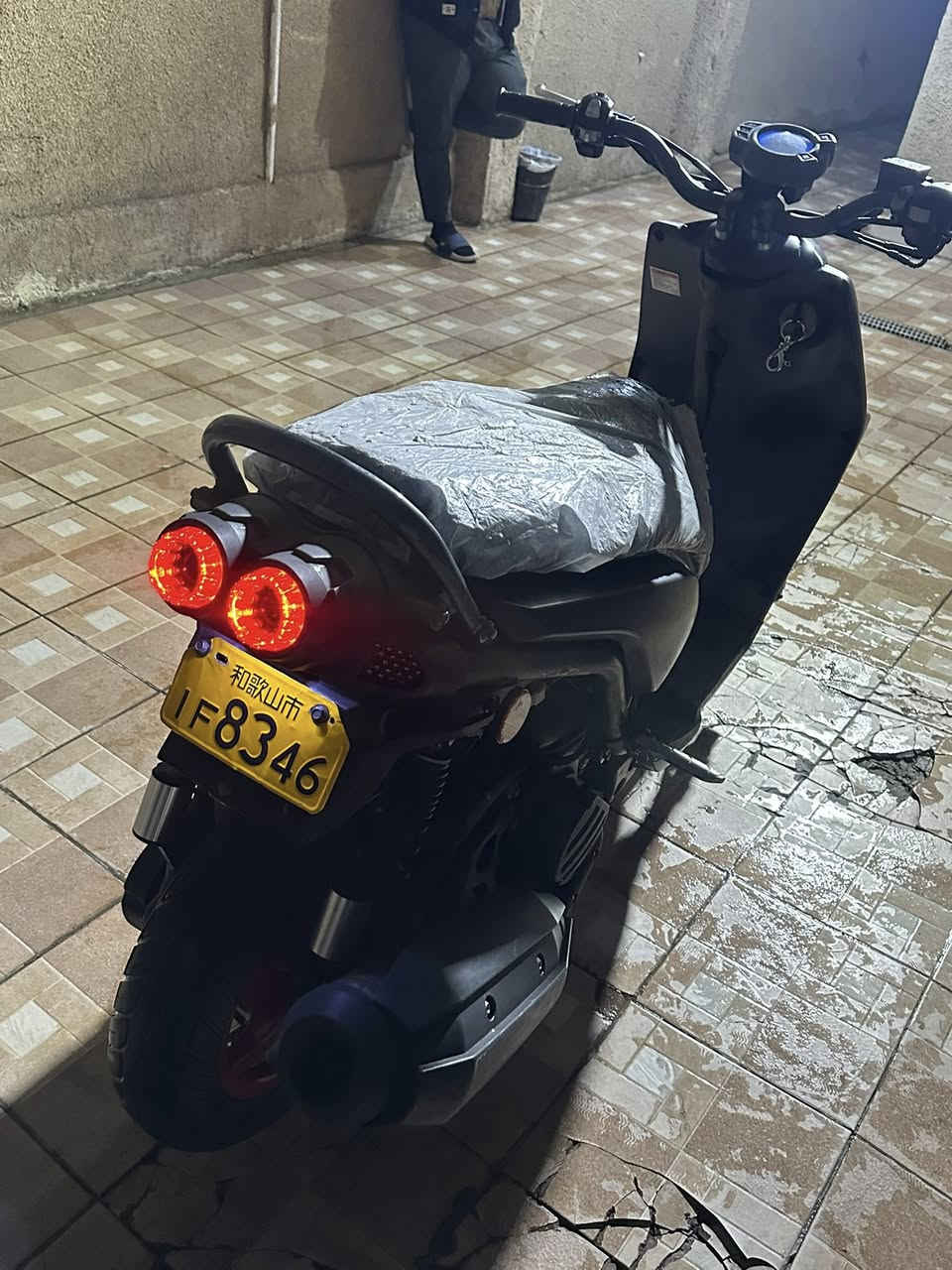 السلام عليكم سكنس جبلي صار اقل الشهرين من ماخذها الدراجه طلقه الدراجه كامله مكمله مراوس فقط عنواني الشعب ***********
