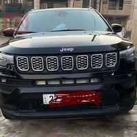 جيب كومباس 2022 ماشية 27 الف ميل كل التفاصيل بل صور السعر 175 وبيها مج...