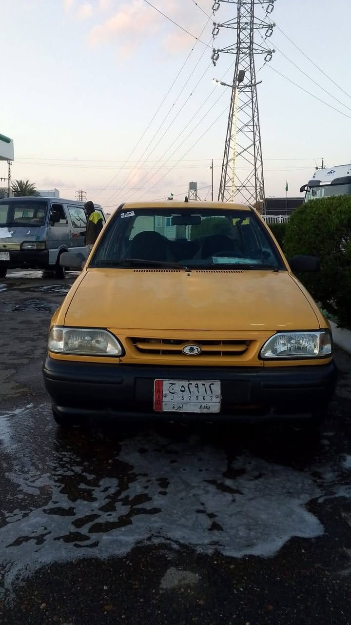 سلام عليكم سايبه للبيع موديل 15مكفوله كير محرك تبريد تخم تاير جديد كله جديد سياره جديده واستخدام شخصي مكان بغداد مصفره هيئه وغرامات سعر37 رقم  بغداد للاستفسار ***********
