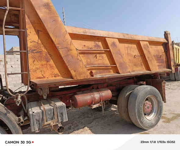 سلام عليكم بدي لبيع مكانه البصرة طول 3مترات و٨٠ الاستفسار ع هاذ رقم ***********
