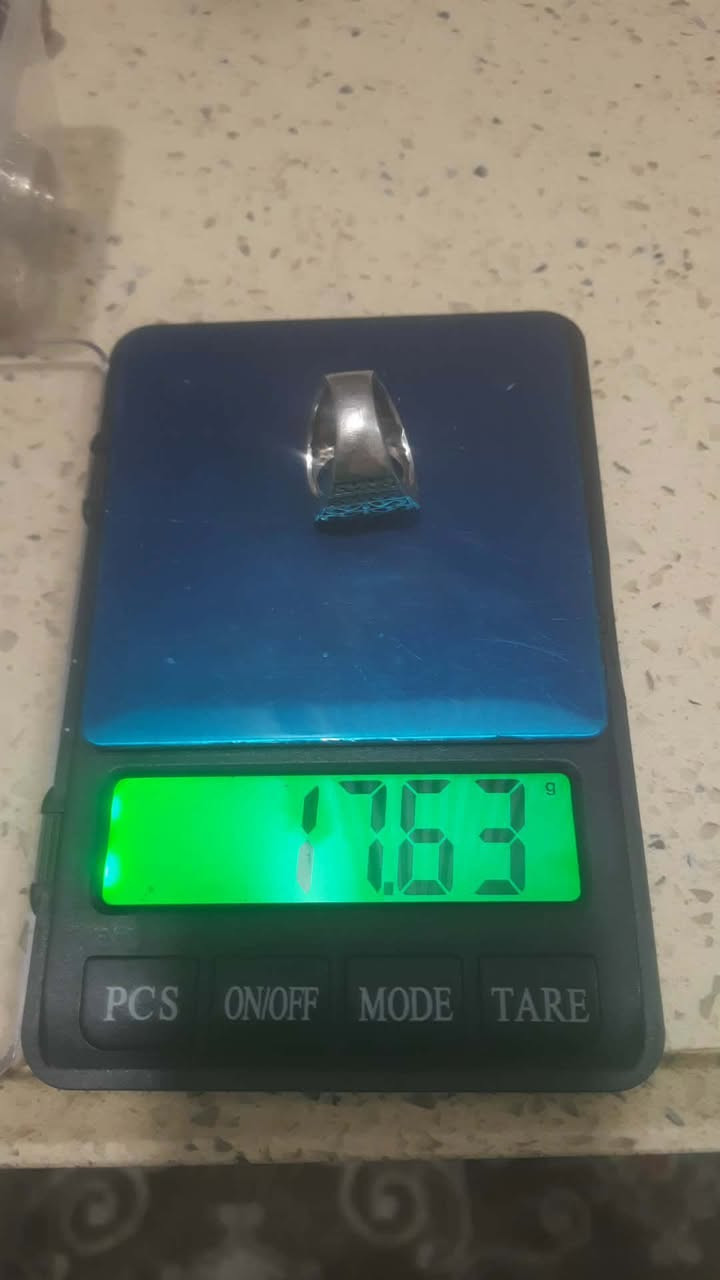 احجار كلهن طبيعيات وبالذمه 
بالاضافه الى قالبين وزنهم ثنينهم 26 غم 
للبيع قفل كلهم ب75
مكاني بغداد لايوجد توصيل


**إذا كنت صاحب هذا الإعلان وتريد حذفه لأي سبب، رجاءا أرسل رسالة إلى الدعم الفني**