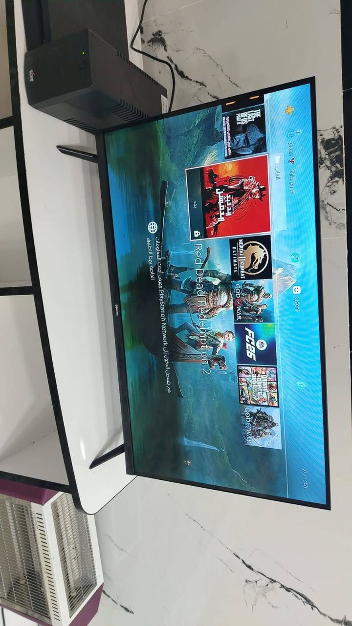 السلام عليكم 
عندي بلي 4 سلم 1 تيرا مهكر وجاهز ويا يو بي اس وشاشه
النظافه 90% فول غراضه كامله 2 يدات شغالات
الجهاز جديد طك باكيت صارلي 3 اشهر من ماخذه 
الجهاز مفوله الذاكره مالته العاب فوك ال10 العاب من احله الالعاب الي تلعبهه
مبينه بالصور 
الالعاب :
1_ God of war 4
2_ god of war Ragnarok (5)
3_ the last of us remastered 
4_ the last of us part 2
5_ horizon
6_ call of duty black ops 3 
7_ A Plague Tale: Innocence (حكاية الطاعون: البراءة)
8_ mortal Kombat 11
9_ red dead redemption 2
10_ FC 26 (فيفا)
11_ grand theft auto V (GTA V) 
رايدهن ب 450 الف للتواصل رقمي  ‏‪0786 311 1318‬‏ او *********** واتساب موجود على ثنينهن اذا مارديت راسل الرقم الثاني
