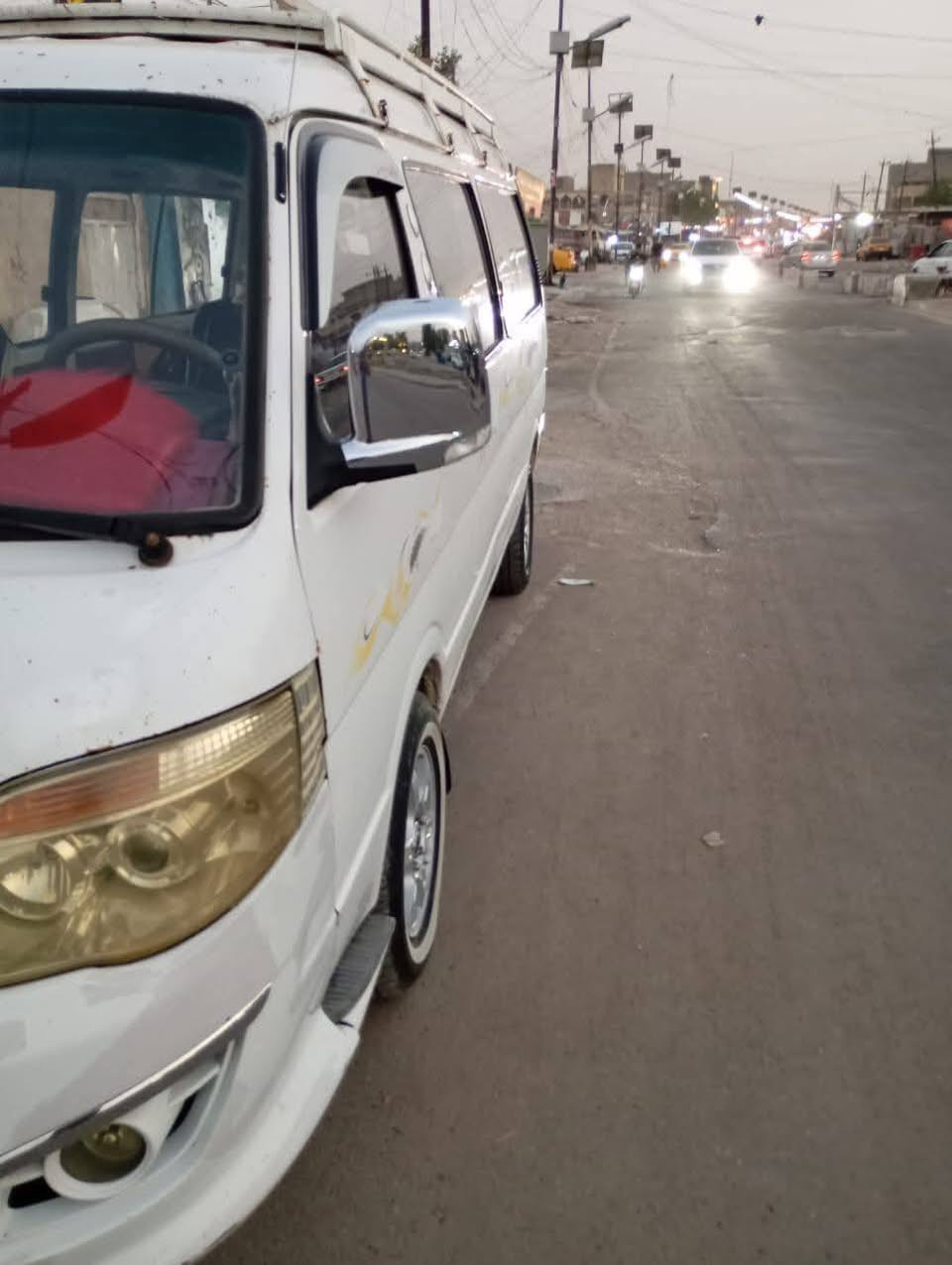 كيه فتون موديل 2011 سياره خير من الله مكينه كير ففتي اثنين ونص مجول صدر خلفي أمامي تخم تاير خير من الله كهربيات كلها تشتغل تبريد مايشتغل سنويه بسمي لغايه تموز  2026مصفره من كلشي سعرها ٦٥ وبيها مجال حق جيه اسف على  اطاله رقمي على واتساب *********** عنواني بغداد الحسينيه الراشديه
