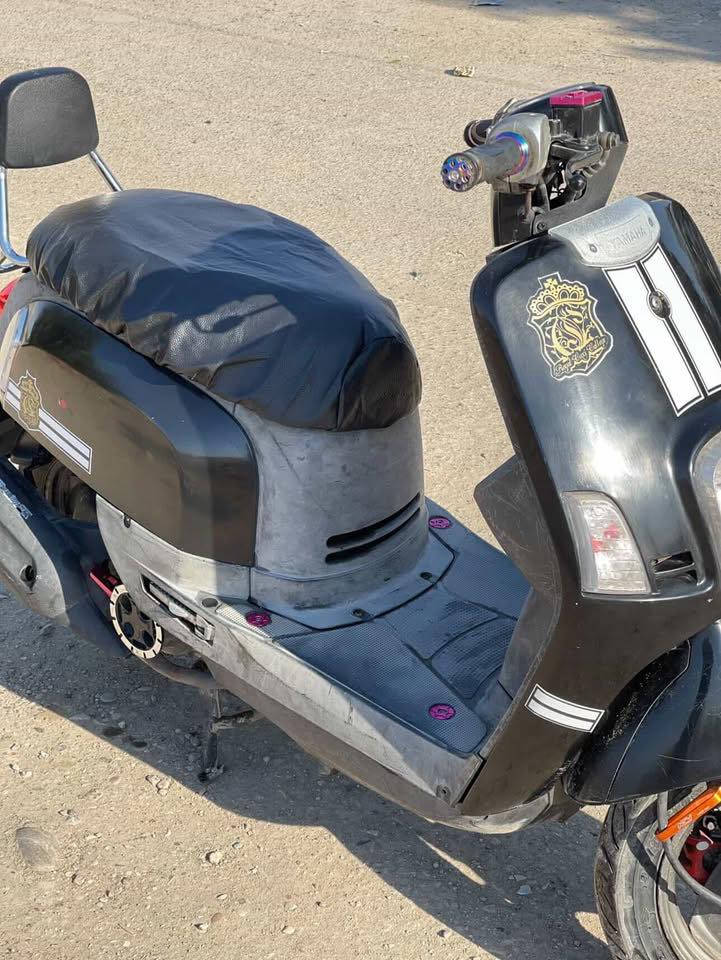 بوليس بلادية للبيع مكفولة كفالة عامة من كلشي دراجة بلادية للاخير كفر ومكينة وكلشي
مكاني : بغداد دورة حي الصحة
رقمي:***********
سعرها 650 وبيه مجال
