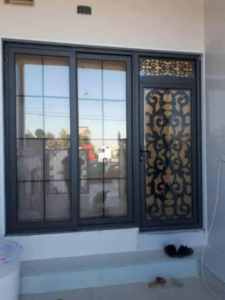 ابواب وشبابيك المنيوم بانسب الاسعار ***********
