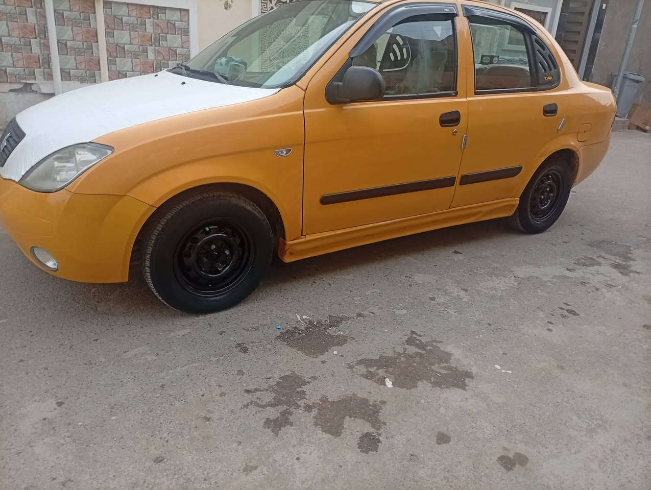 السلام عليكم عندي طيبه مديل 16للبيع كفاله عامه من الضربه والتبديل بيهه صبغ بل جاملغ الامامي جماليه بدون ضربه شواصي كفاله كير ومكينه مكفولات تبريد تدفئه شغاله كهربائيات كلهه شغاله سياره كبل للشارع مانقصهه برغي تحويل ثاني يوم سنويه جديده مصفره غرامات وهئيه السعر 40وبيهه مجال للشراي المكان بغداد الشعله خطيب الزراعي رقم الهاتف ***********
