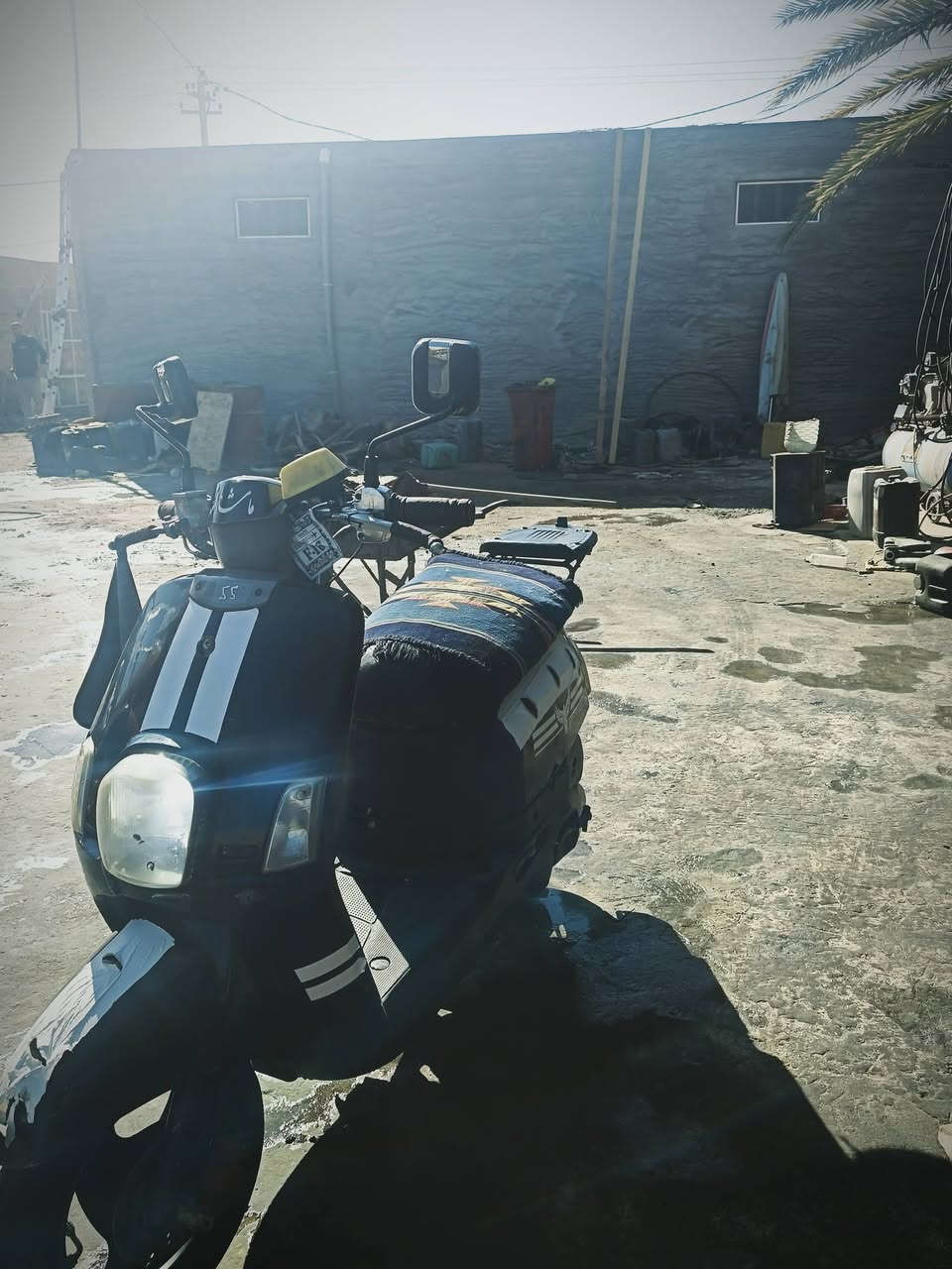 سلام عليكم دراجه بوليس للبيع
السعر 700 الف فقط
رقمي ***********وبيه واتساب 

  مكينتها حلوه ناعمه دراجه خير من الله مكينه بلاد  كهربائيات شغاله نكره تشتغل سلف شغال باتريها جديد مكاني #هيت
