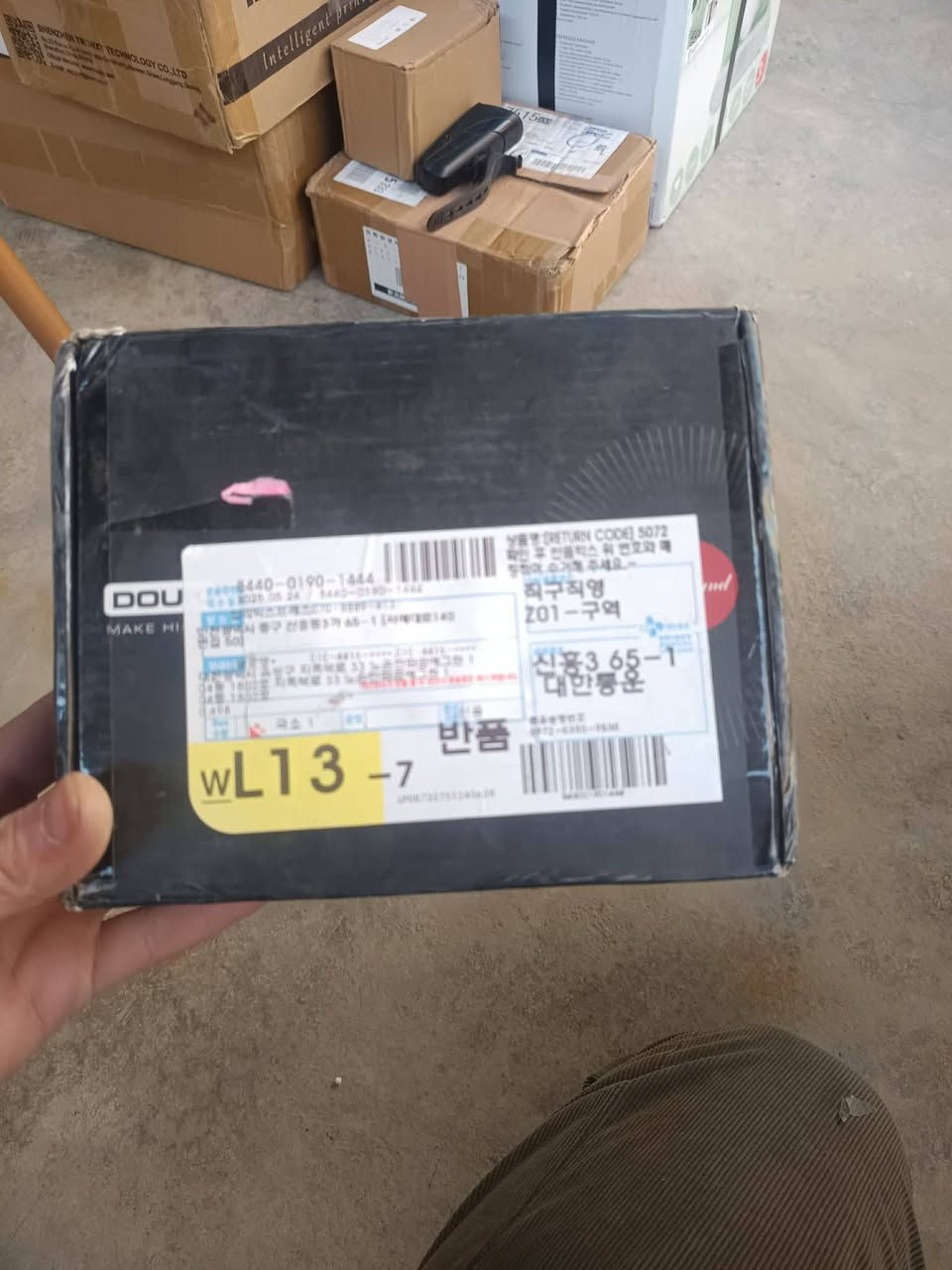 35 الف 
محول صوت Nobsound Q4 USB للألعاب، محول رقمي تناظري (DAC)، مضخم صوت صغير بتقنية بلوتوث لسماعات الرأس، متوافق مع أجهزة الكمبيوتر الشخصية، بلاي ستيشن 5، مزود بمدخل بصري، يدعم دقة 24 بت/192 كيلو هرتز، تحكم في مستوى الصوت الجهير والتريبل، وجهاز تحكم عن بعد.


**إذا كنت صاحب هذا الإعلان وتريد حذفه لأي سبب، رجاءا أرسل رسالة إلى الدعم الفني**