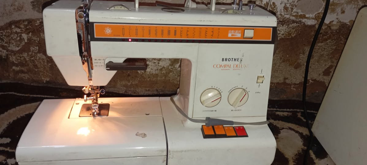 مكينة خياطة براذر كومبال للبيع مستعملة نظيفة اريدهه 75الف


**إذا كنت صاحب هذا الإعلان وتريد حذفه لأي سبب، رجاءا أرسل رسالة إلى الدعم الفني**