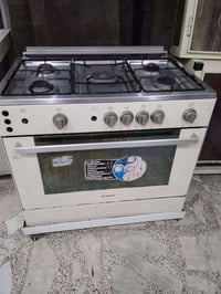 طباخ ايطالي للبيع نضيف جداً وشغال كله ناره قويه كامل مبي نقص ♕مكاني حي...