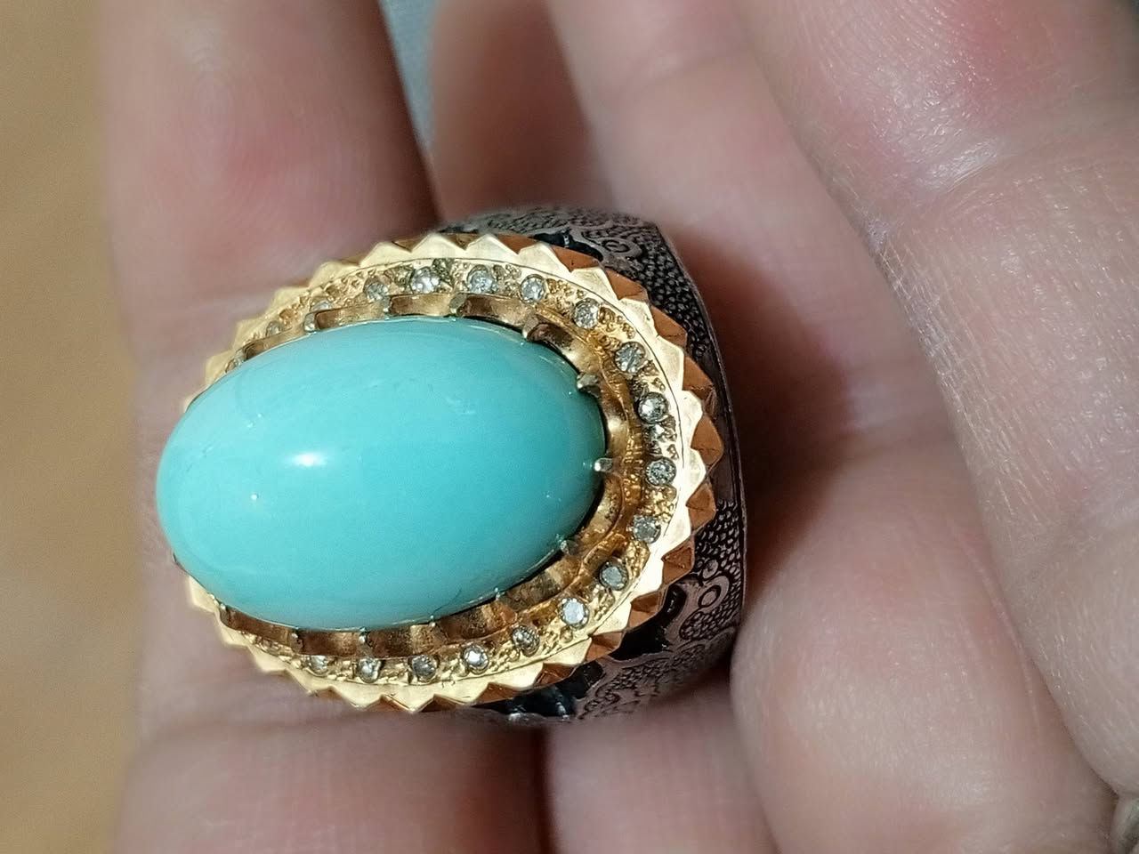 نيشابوري قطعه رووعة خشن ثقيلة مرصع داير ماس استفسار خاص للمهتمين.. تحياتي ***********
