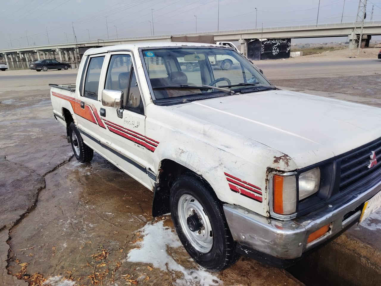 سلام عليكم بيكم مستوبيشي مديل 92 مكينه ونيجي 4 اسلندر رقم بغداد مشروع وطني سنويه ل 28. شاصي مكفول السعر 40 وبيها مجال العنوان بصره مدينه رقم الهاتف ***********
