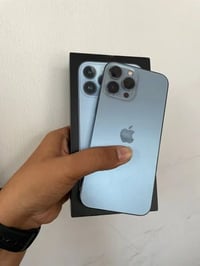 13 برو ماكس ذاكره 256 نضيف جدا مال بيت للبيع مستعجل ومحتاج فلوس ادفع ا...