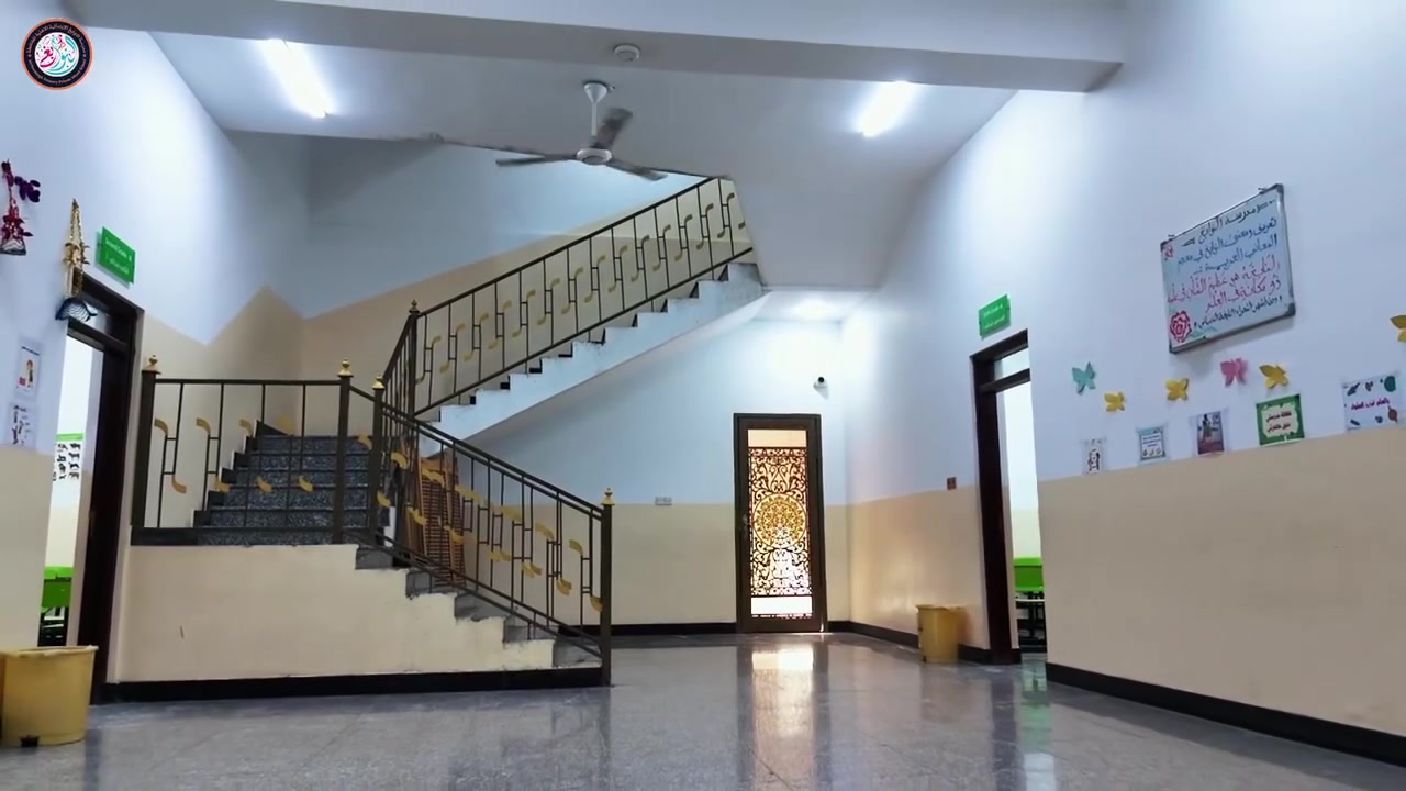 🎒✨ ابدأ العام الدراسي الجديد بثقة مع مدرسة النوابغ الابتدائية الأهلية المختلطة / أم الخيل ✨🎒

📢 تعلن إدارة المدرسة عن استمرار التسجيل واستقبال طلبات النقل لتلاميذ الصف الأول الابتدائي وجميع المراحل للعام الدراسي الجديد. 📚✏️

🌟 لماذا تختار مدرسة النوابغ؟

👨‍🏫 كادر تدريسي متخصص ومتميز.
👧🧒 أعداد محدودة داخل الصفوف لضمان اهتمام أكبر بكل تلميذ.
📖 تأسيس قوي في القراءة والكتابة والرياضيات واللغة الانگليزية .
📝 متابعة يومية للمستوى العلمي والسلوكي.
🧠 أساليب تعليم حديثة وممتعة.
🎨🖍️ نشاطات تربوية وترفيهية متنوعة.
❄️ صفوف مريحة ومكيّفة وبيئة تعليمية مناسبة.
🛡️ بيئة آمنة واهتمام نفسي وتربوي متكامل.
🏆 وللعام الثالث على التوالي نحقق نسبة نجاح 100% في الصف السادس الابتدائي. 🎉👏

🚨 المقاعد محدودة جداً
👈 من 15الى 20 تلميذاً فقط في كل صف، فلا تؤجلوا التسجيل.

📞 للاستفسار والحجز:
☎️ ***********

📍 العنوان:
🗺️ أم الخيل – الشارع الرئيسي
🍦 مجاور مرطبات جيلاتو

🌱💙 لأن البداية الصحيحة تصنع مستقبلاً ناجحاً…
🎓✨ اجعلوا أبناءكم يبدأون رحلتهم التعليمية في المكان الذي يستحقون.

