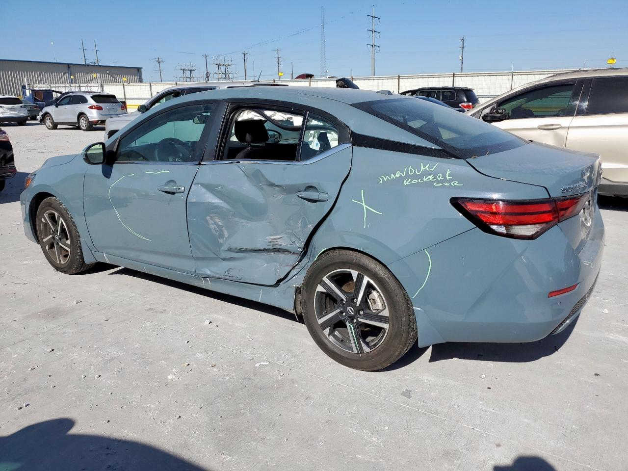 مزاد الثلاثاء 30-12-2025 
نوع السيارة : 2025 NISSAN SENTRA SV
📌يمكن ادخالها على كتاب ذوي الشهداء📌
عداد المسافة : 5,943 mi  
حجم المحرك: 4 سلندر 2.0
ناقل الحركة : اوتوماتك
الضرر كما موضح بالصور
✅للمزايدة على السيارة الموجودة في المنشور يرجى الحضور الى مكتب الجزيرة في الساعة الخامسة عصرا.
عنوان المكتب : موصل - الفيصلية -قرب مديرية المرور 
أو الاتصال على الارقام التالية👇👇👇
       ***********  ........  ***********  
       ***********  ........  ***********
الفرع  الثاني:
 جنوب الموصل معرض الحاج خالد اللجي: ***********
